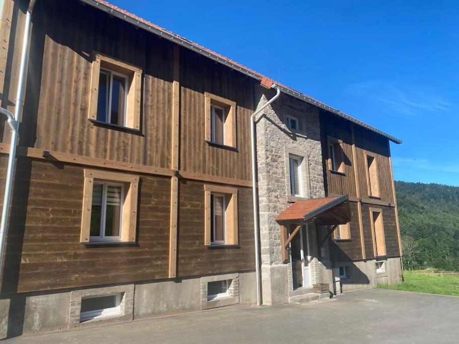 Appartement 5 Personnes Avec Espace Plein Air Saint-Maurice-sur-Moselle Exterior photo